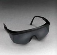 LENTES DE SEG. OSCUROS CON ANTI-SCRATCH Y ANTI-FOG 3M.jpg