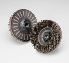 SCOTCH BRITE BRISTLE DISC 4.5 PULG MARRON P36 (ROSCA 5 8 - NEUMATICA).jpg
